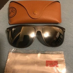 Men’s Tortoise Ray-Ban Sunglasses model: RB4147